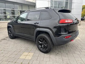 Jeep Cherokee Trailhawk - 21300 лв. / 10890.52 € - 39785247 6