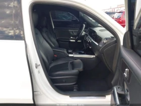 Mercedes-Benz GLB * Кожа* Памет* Камера* м.Точки* БЕЗ ТЪРГ - 15300 € / 29924.20 лв. - 33221896 9