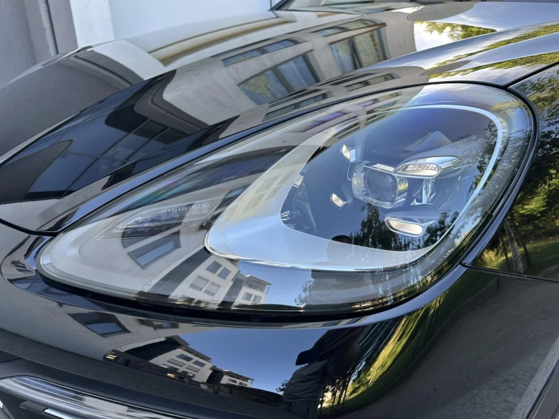 Porsche Cayenne E-HYBRID / ПОДГРЕВ / , снимка 16 - Автомобили и джипове - 51514572