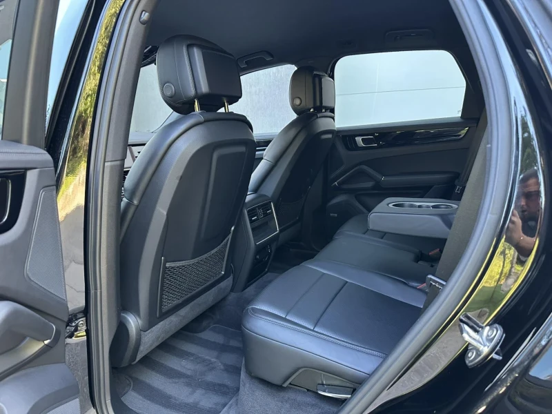 Porsche Cayenne E-HYBRID / ПОДГРЕВ / , снимка 11 - Автомобили и джипове - 51514572