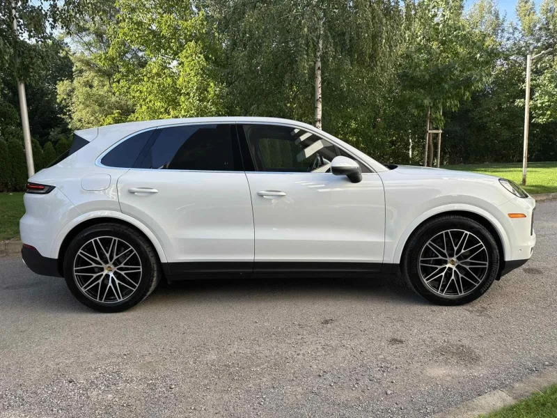 Porsche Cayenne 3.0i / 21000км / FACE, снимка 8 - Автомобили и джипове - 51618887