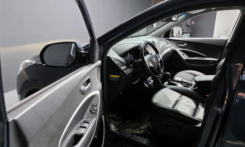 Hyundai Santa fe Diesel 2.0 2Wd, снимка 10 - Автомобили и джипове - 53008242
