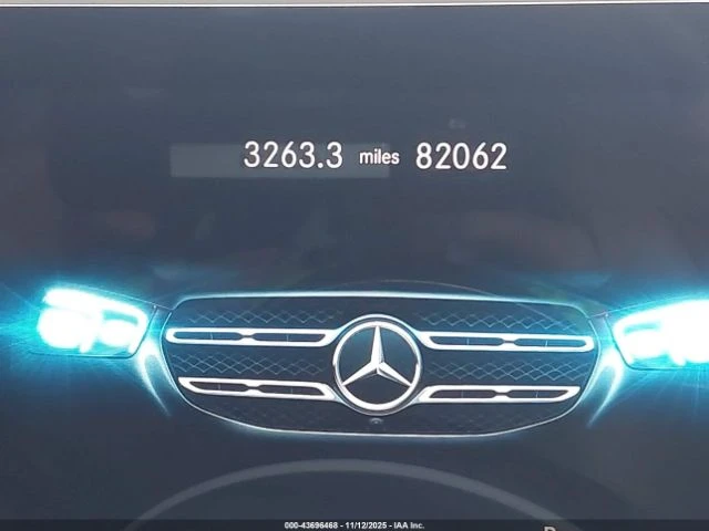 Mercedes-Benz GLB * Кожа* Памет* Камера* м.Точки* БЕЗ ТЪРГ, снимка 13 - Автомобили и джипове - 53401504