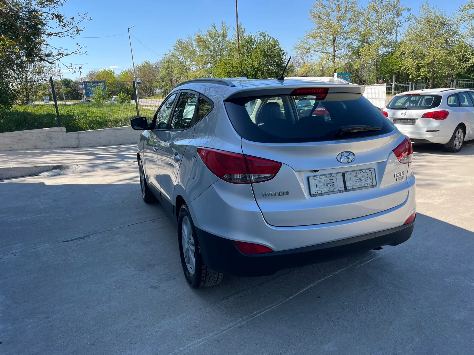 Hyundai IX35 1.7 - изображение 8