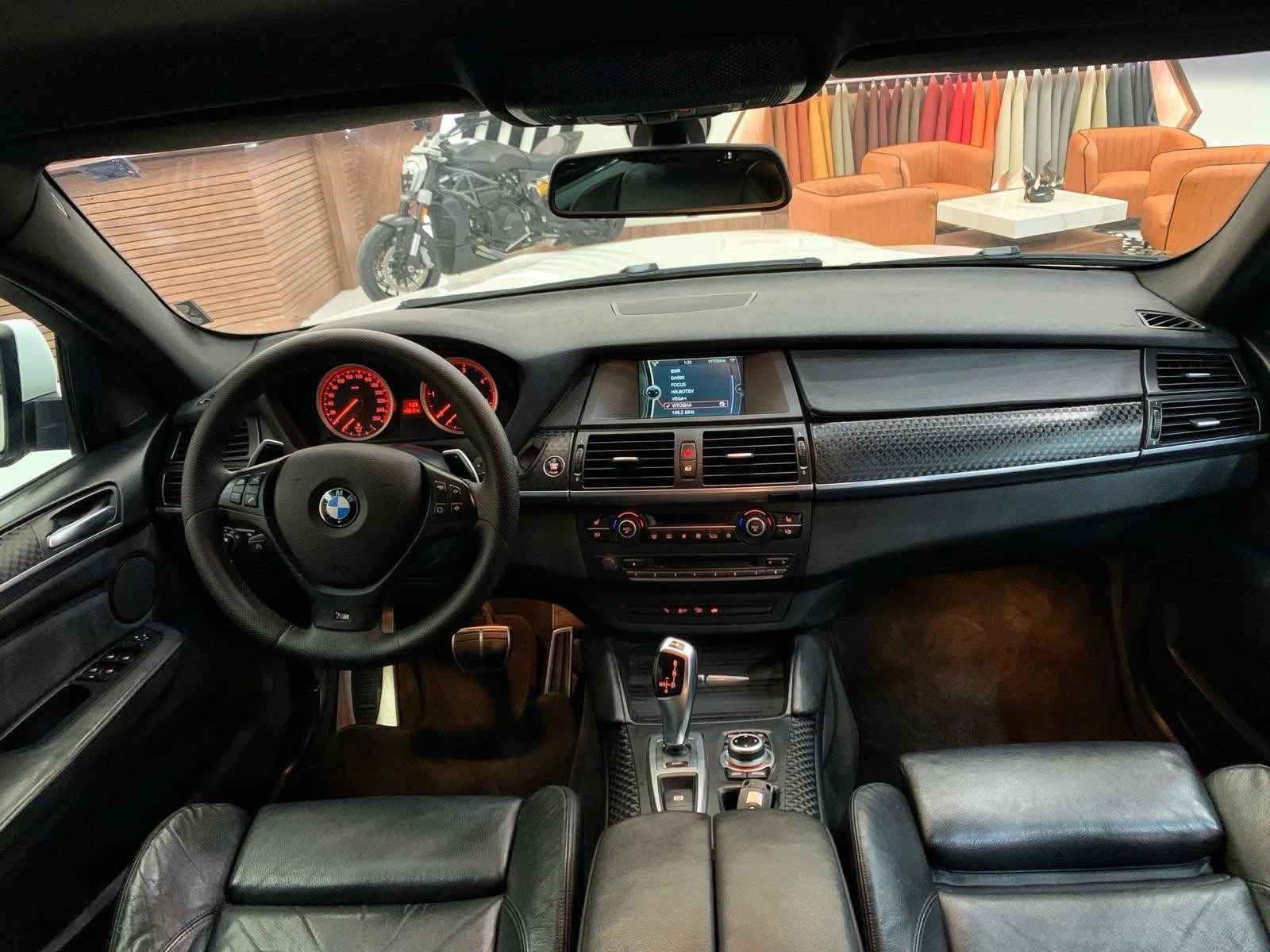 BMW X6  - изображение 8