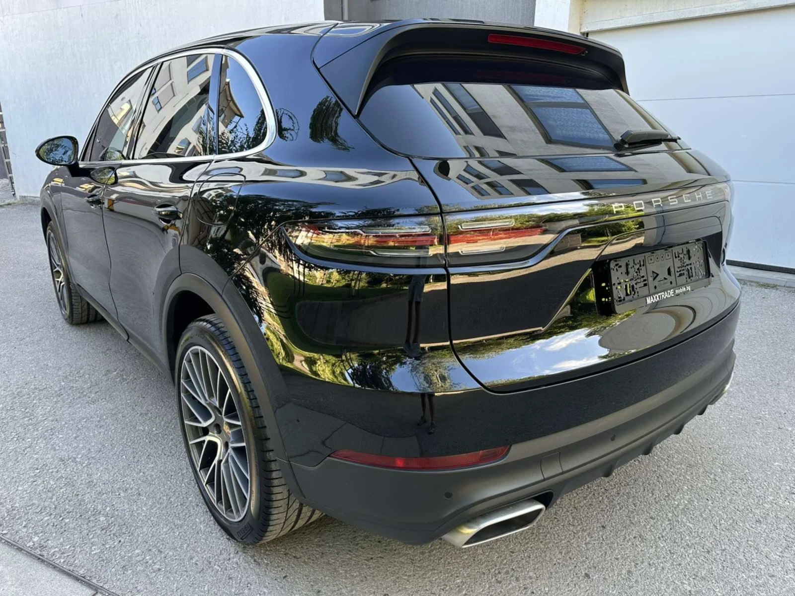 Porsche Cayenne E-HYBRID / ПОДГРЕВ /  - изображение 7