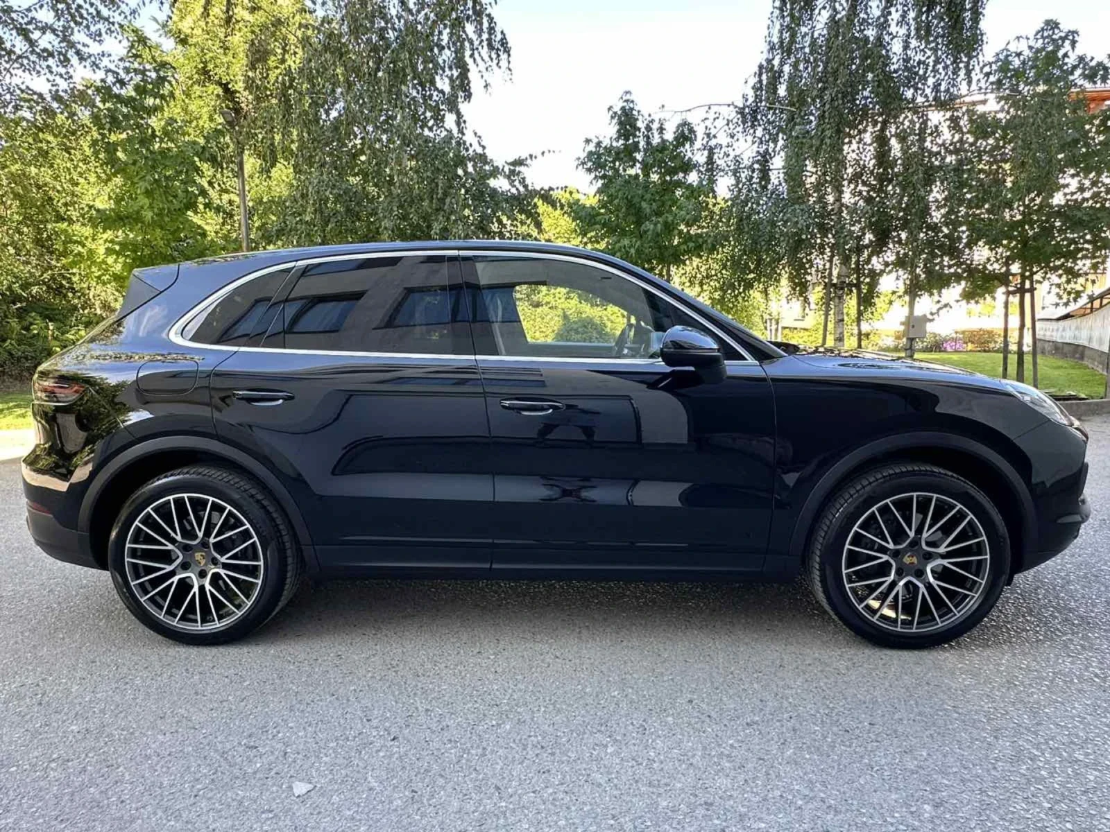 Porsche Cayenne E-HYBRID / ПОДГРЕВ /  - изображение 8
