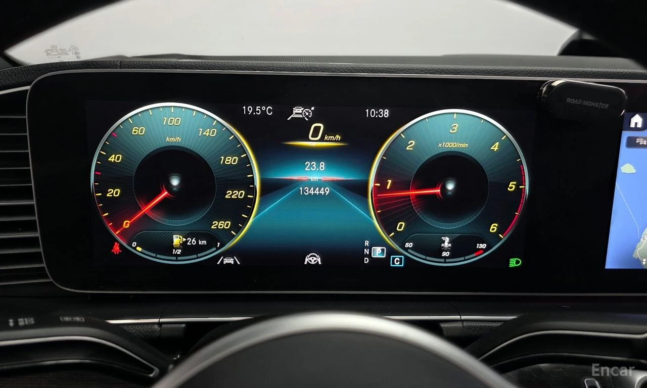 Mercedes-Benz GLE 400 4MATIC/360 VIEW/LANE DEPARTURE/DRIVER ASSIST, снимка 10 - Автомобили и джипове - 54417556