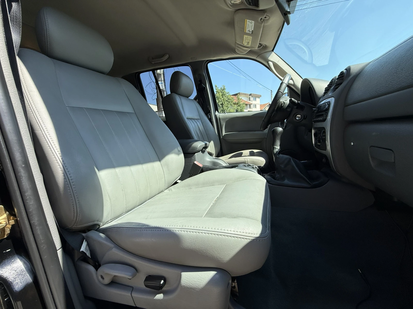 Jeep Cherokee 2.8D-4X4-РЪЧНИ СКОРОСТИ! ! !, снимка 13 - Автомобили и джипове - 54666500
