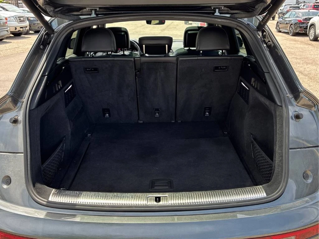 Audi Q5 | DISTRONIC | ПАНОРАМА | CARFAX | ПОДГРЕВ | , снимка 11 - Автомобили и джипове - 54735598