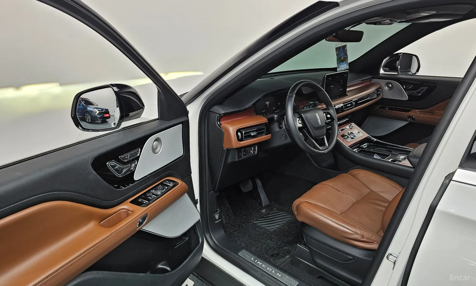 Lincoln Aviator RESERVE* AWD* 140000KM!!!, снимка 10 - Автомобили и джипове - 55059045