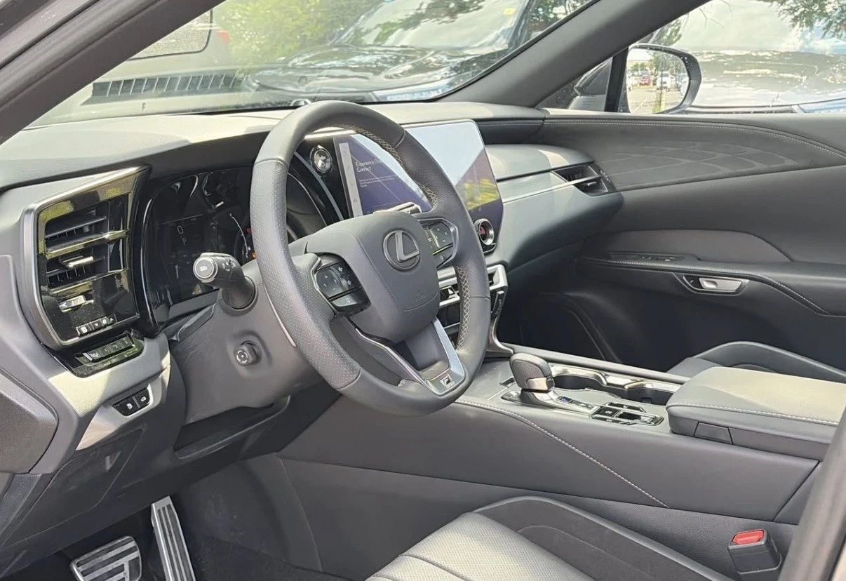 Lexus RX 500h F SPORT 2 * HUD * ОБДУХВАНЕ * CARPLAY * CARFAX * , снимка 3 - Автомобили и джипове - 55436416