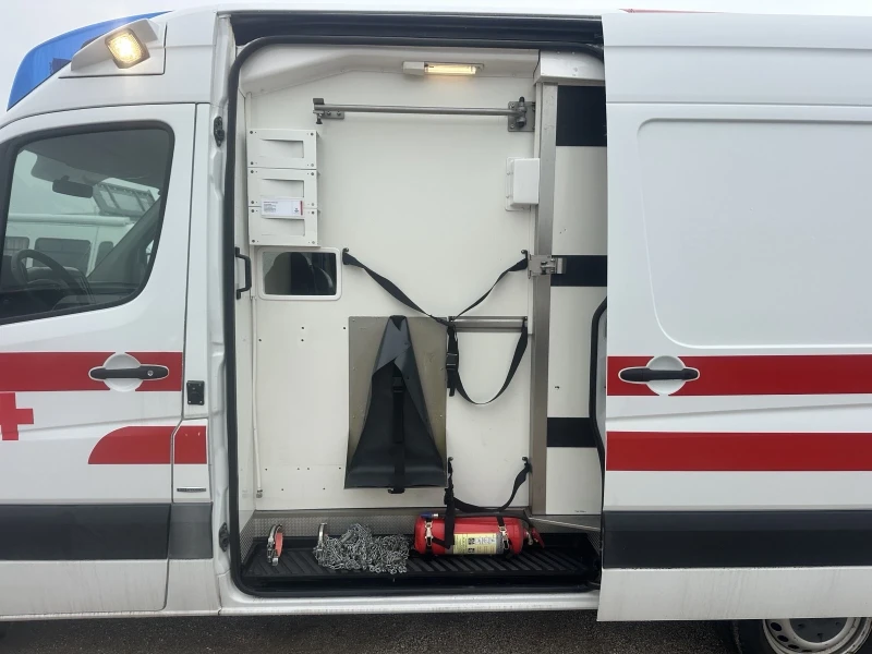 Mercedes-Benz Sprinter 316, снимка 14 - Бусове и автобуси - 53456343