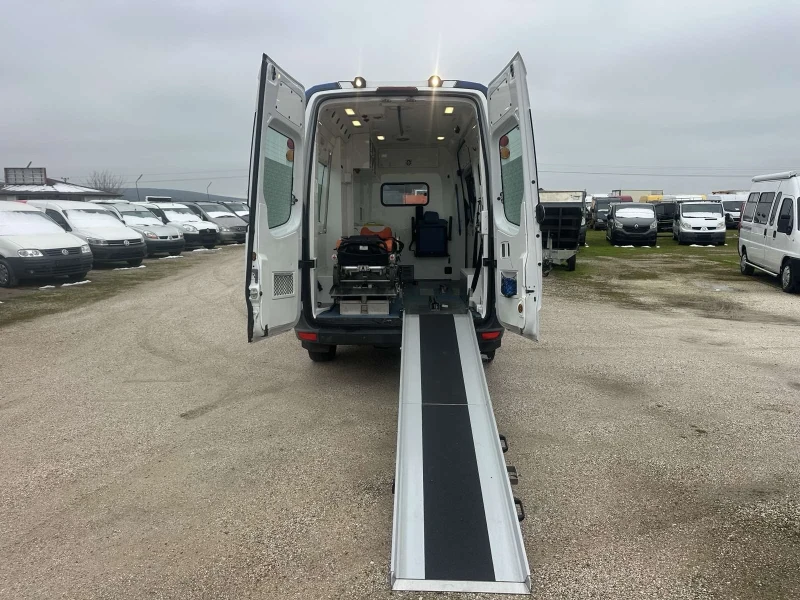 Mercedes-Benz Sprinter 316, снимка 8 - Бусове и автобуси - 53456343