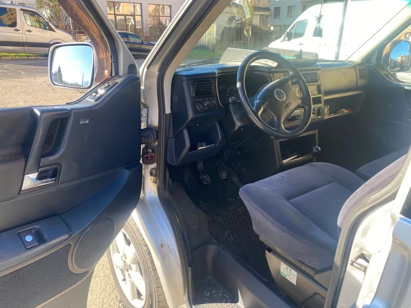 VW T4 2.5 TDi, снимка 10 - Бусове и автобуси - 53526958