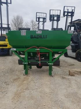 Торачка Друга марка 1000 литра хидравлично дозиране, снимка 1