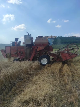 Комбайн Нива, снимка 1