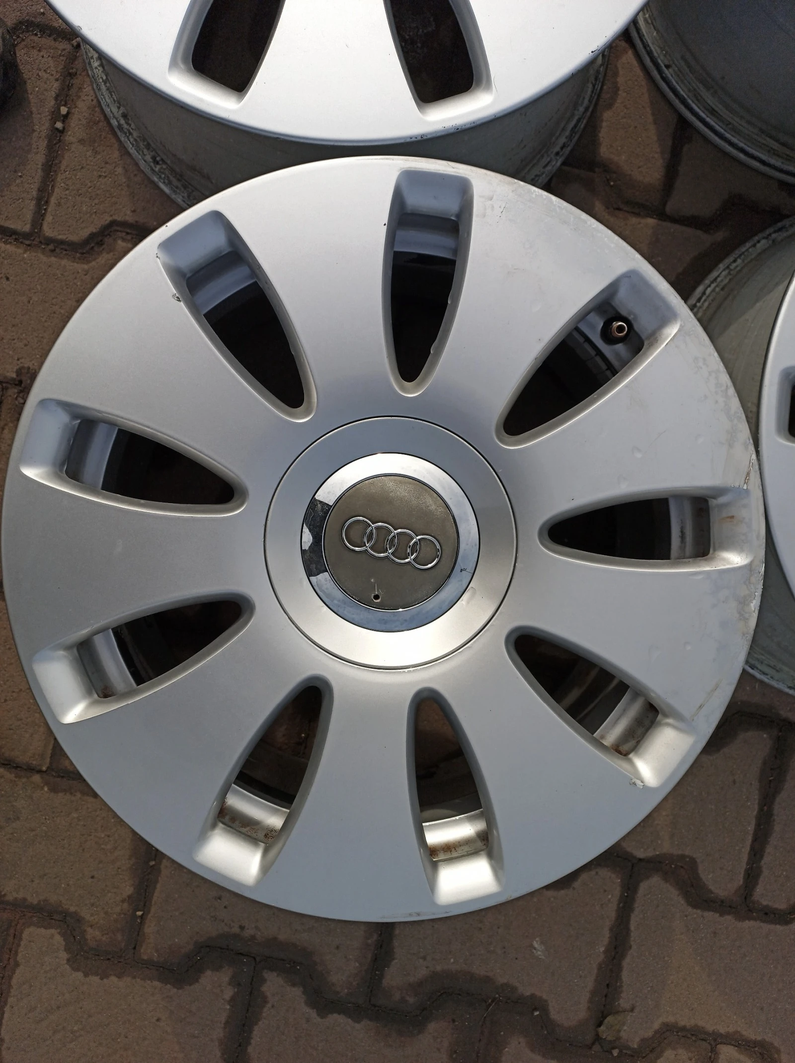   Audi A4 | Mobile.bg   3