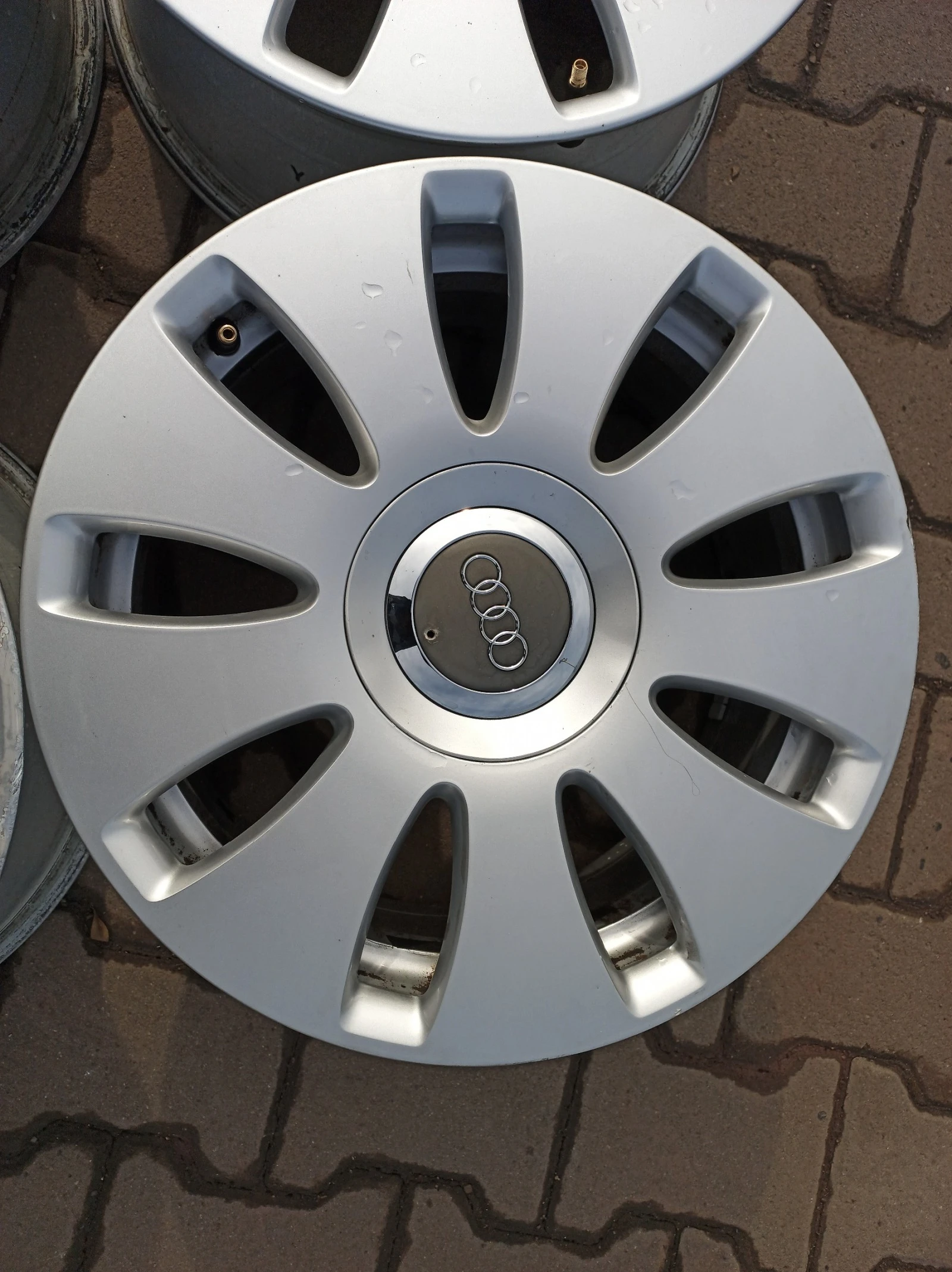   Audi A4 | Mobile.bg   5