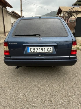Mercedes-Benz E 200, снимка 8