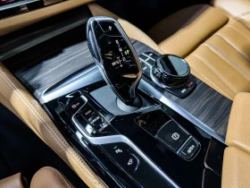 BMW 540 i / XDRIVE / M PKG / HARMAN / HEADUP / ПОДГРЕВИ , снимка 15
