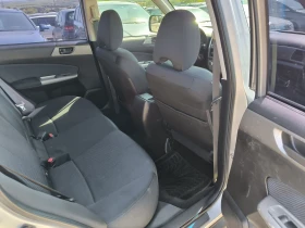 Обява за продажба на Subaru Forester 2.0i automatic  ~9 900 лв. - изображение 9