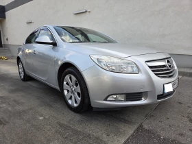 Обява за продажба на Opel Insignia 2.0cdti/160hp| Отлична | Камера | CarPlay  ~8 500 лв. - изображение 1