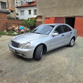  Mercedes-Benz C 200