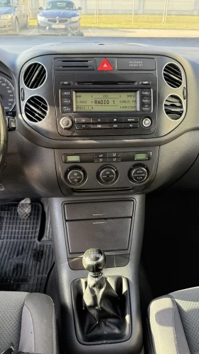 VW Golf Plus - 2250 € / 4400.62 лв. - 97491499 6