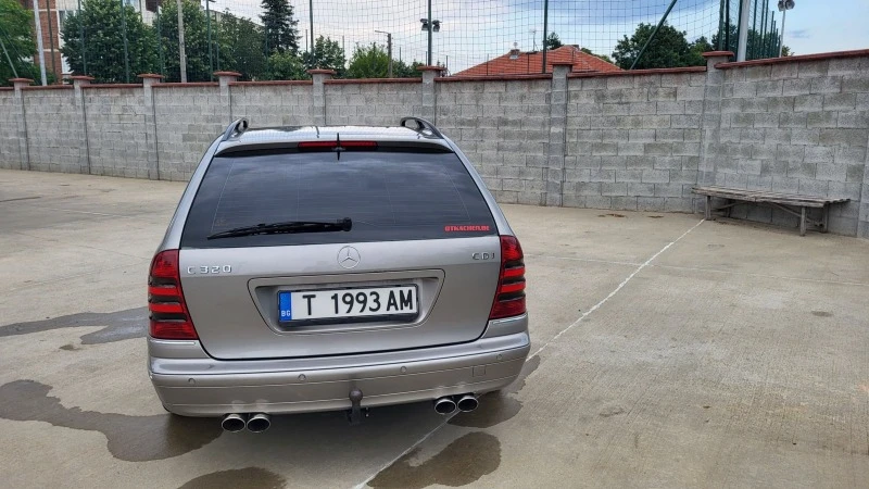 Mercedes-Benz C 320, снимка 4 - Автомобили и джипове - 47584701