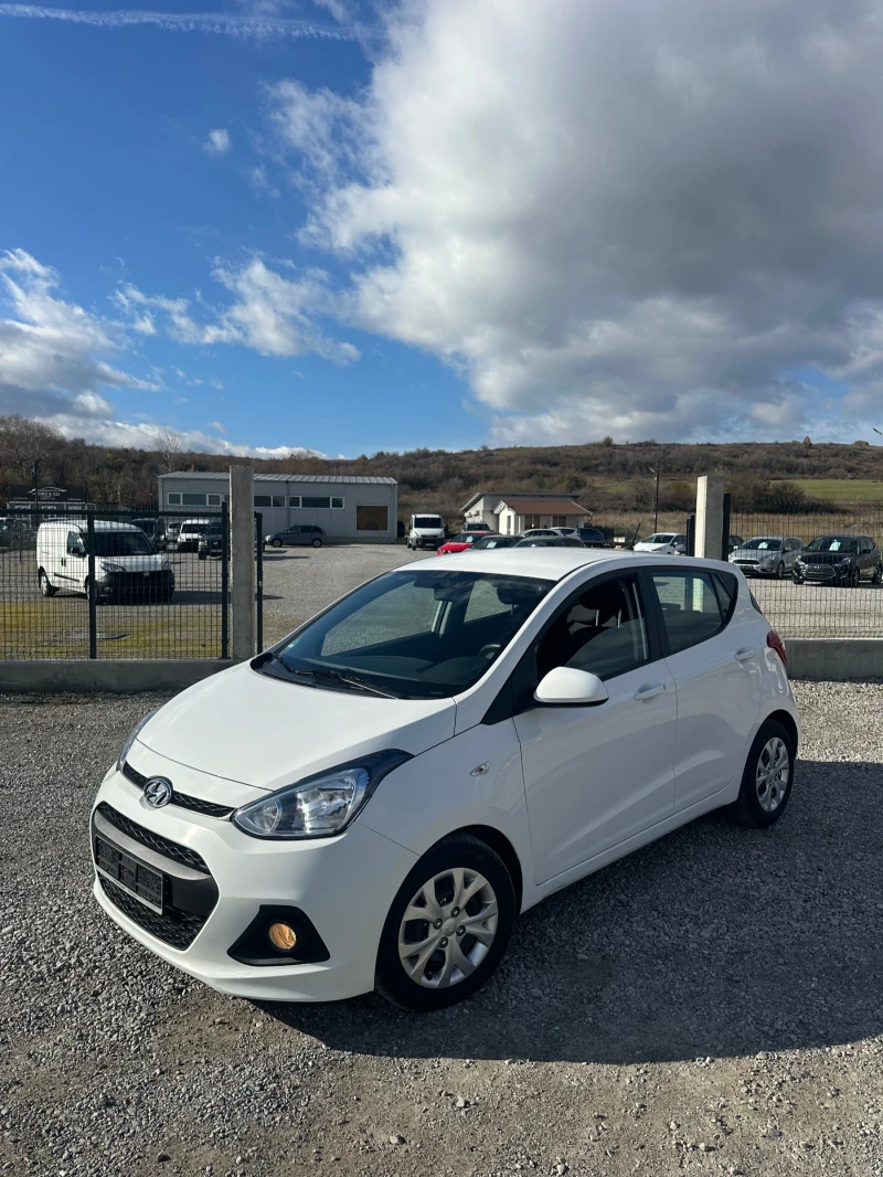 Hyundai I10 1.0i EURO 6 TUV COC Service book, снимка 1 - Автомобили и джипове - 48059411