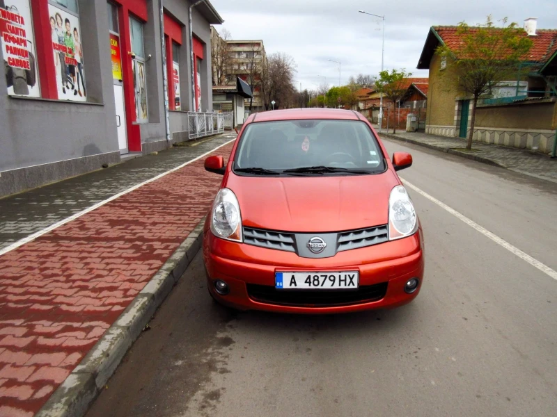 Nissan Note 1.6i, снимка 2 - Автомобили и джипове - 48282589