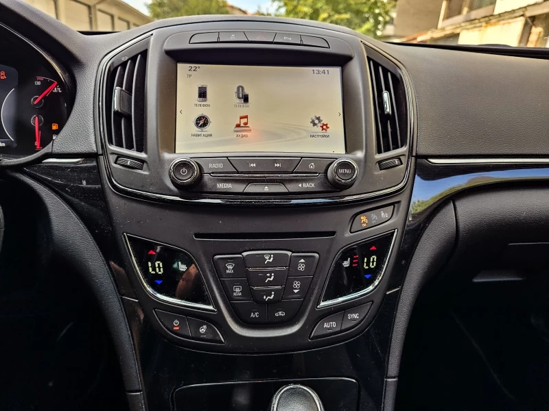 Opel Insignia 2.0 CDTI, снимка 9 - Автомобили и джипове - 52860048