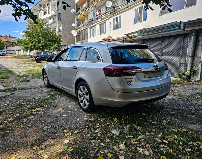 Opel Insignia 2.0 CDTI, снимка 5 - Автомобили и джипове - 52860048