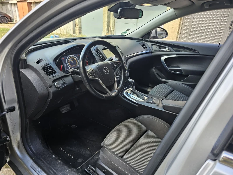 Opel Insignia 2.0 CDTI, снимка 6 - Автомобили и джипове - 52860048