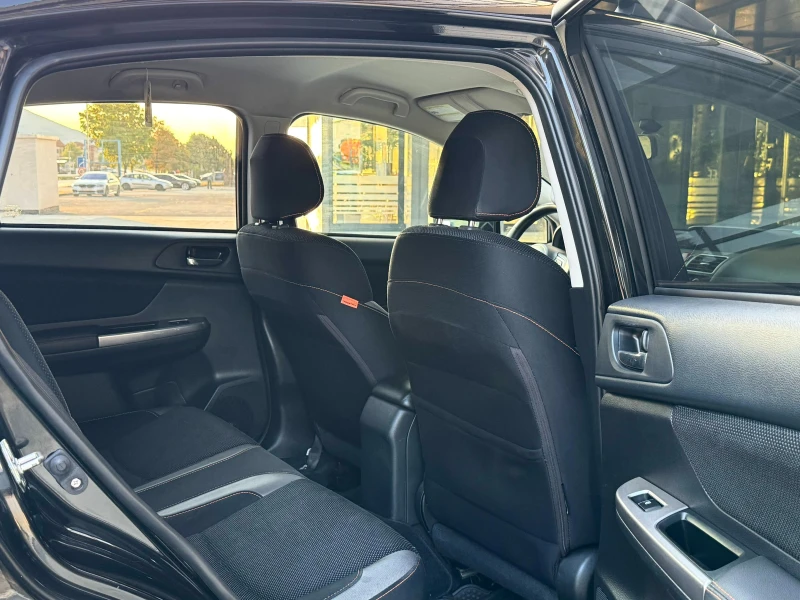 Subaru XV 2.0 Автоматик, снимка 12 - Автомобили и джипове - 51340222