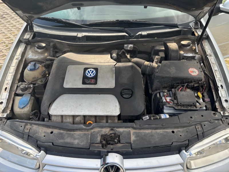 VW Golf 2.8, 4 motion, снимка 9 - Автомобили и джипове - 51702588