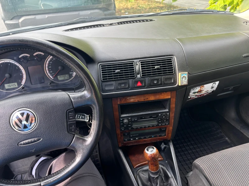 VW Golf 2.8, 4 motion, снимка 13 - Автомобили и джипове - 51702588