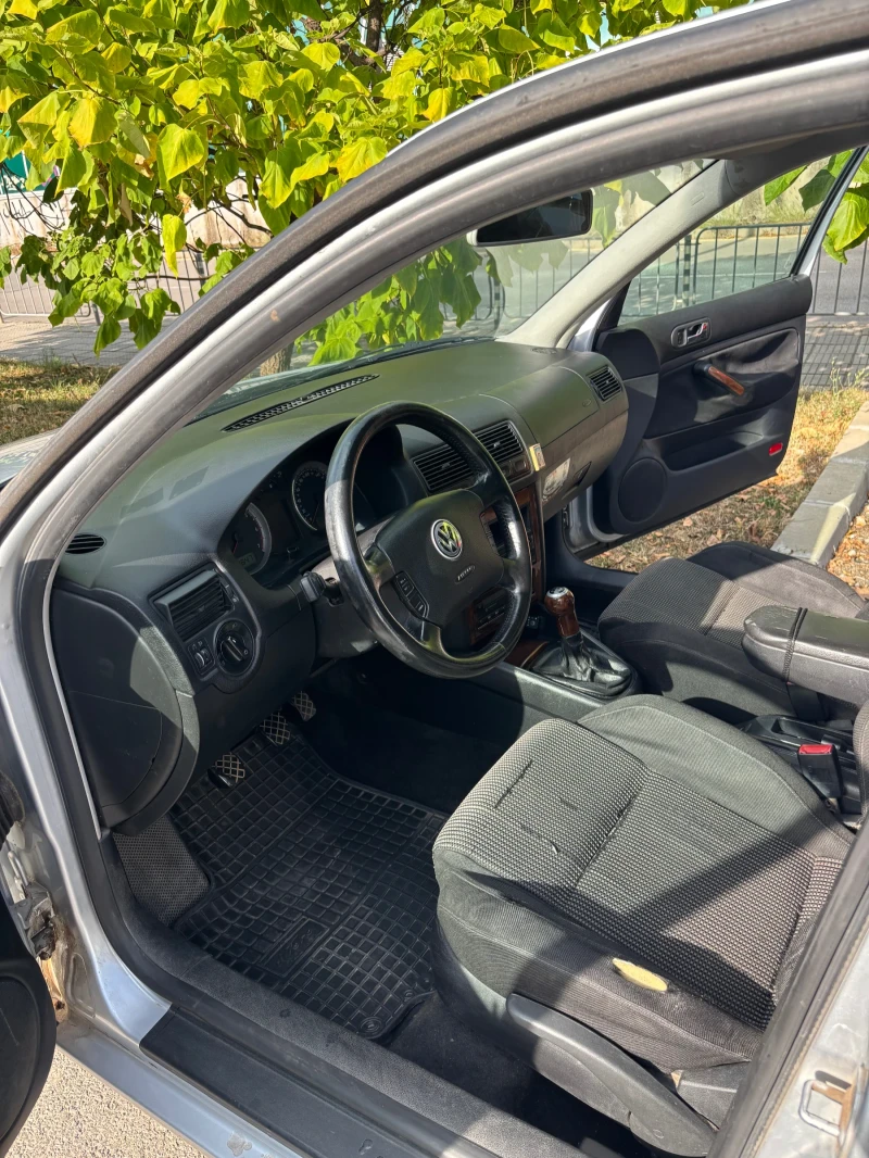 VW Golf 2.8, 4 motion, снимка 12 - Автомобили и джипове - 51702588