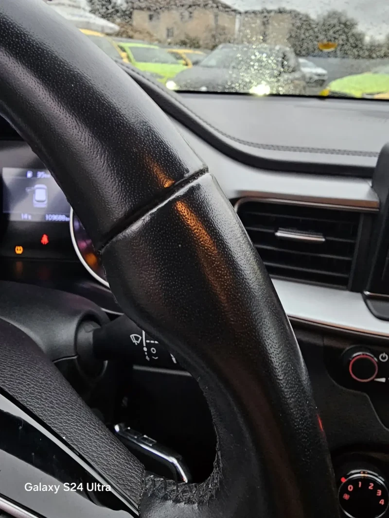 Kia Ceed 1.4 100кс, снимка 12 - Автомобили и джипове - 52474153