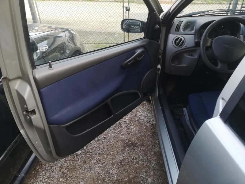 Fiat Punto, снимка 9 - Автомобили и джипове - 52726975