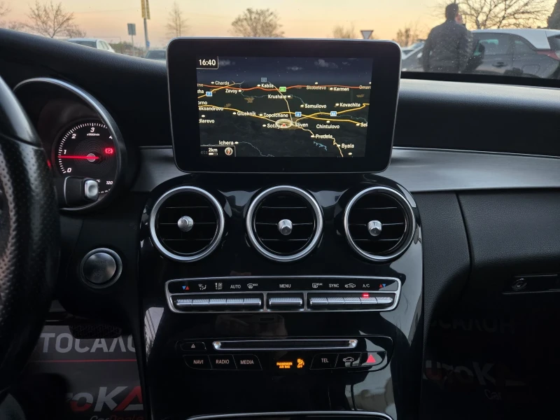 Mercedes-Benz C 220 2.2CDI-170кс= АВТОМАТ= AMG LINE= ПАНОРАМА= KEYLESS, снимка 15 - Автомобили и джипове - 52805611