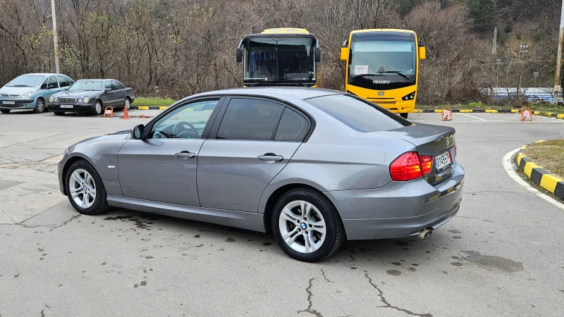 BMW 320 2.0D Facelift/6skorosti/Top sustoqnie, снимка 4 - Автомобили и джипове - 52910801