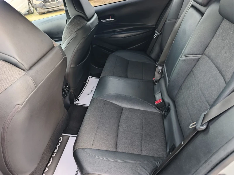 Toyota Corolla HYBRID* КОЖА* CARPLAY* , снимка 10 - Автомобили и джипове - 53300437