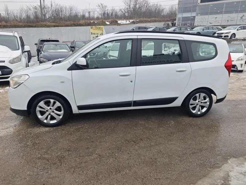 Dacia Lodgy 1.6i ГАЗ* НАВИ* ОТЛИЧЕН* ТОП ЦЕНА, снимка 2 - Автомобили и джипове - 53401448
