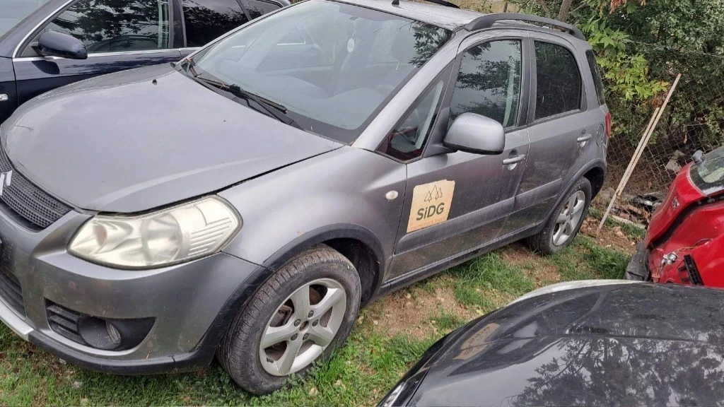 Suzuki SX4 1.6 - изображение 4