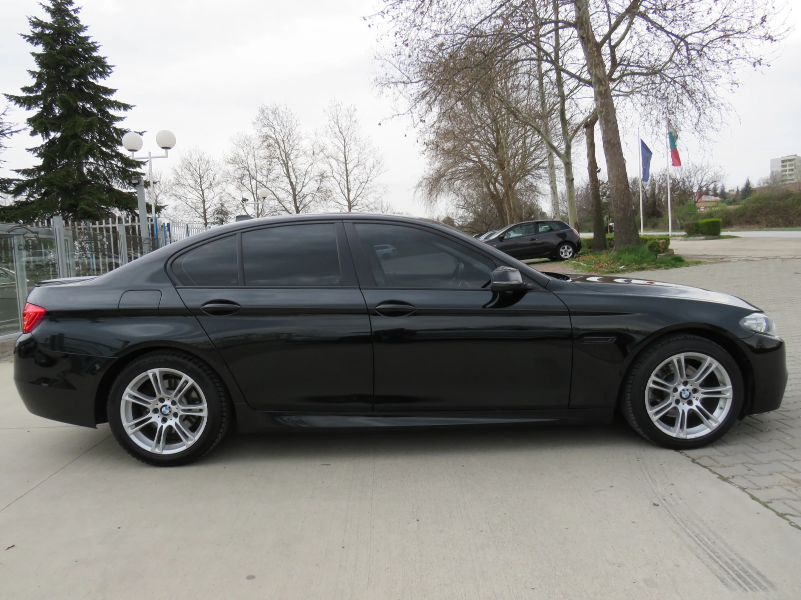 BMW 520 * * * FACELIFT M-PACK DIESEL* * *  - изображение 4