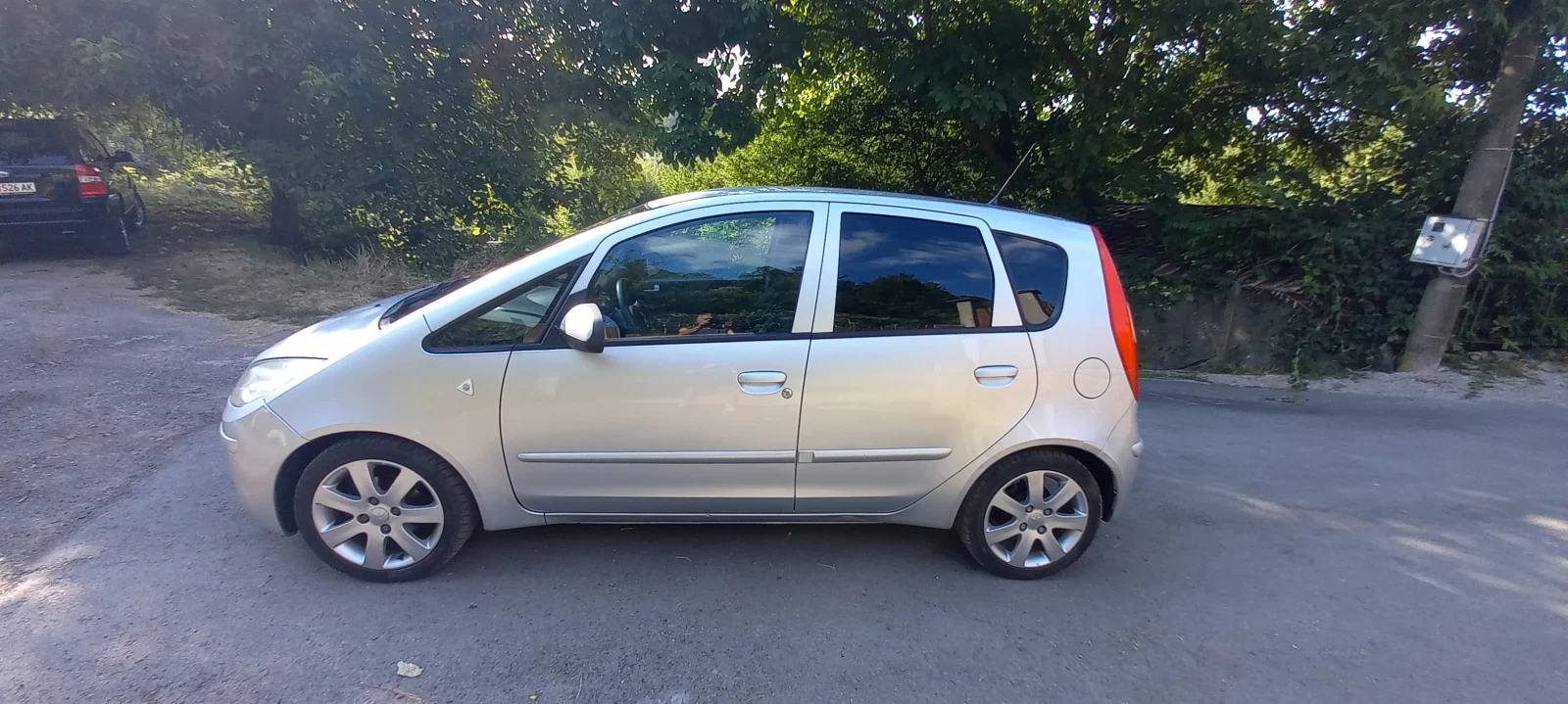 Mitsubishi Colt  - изображение 8