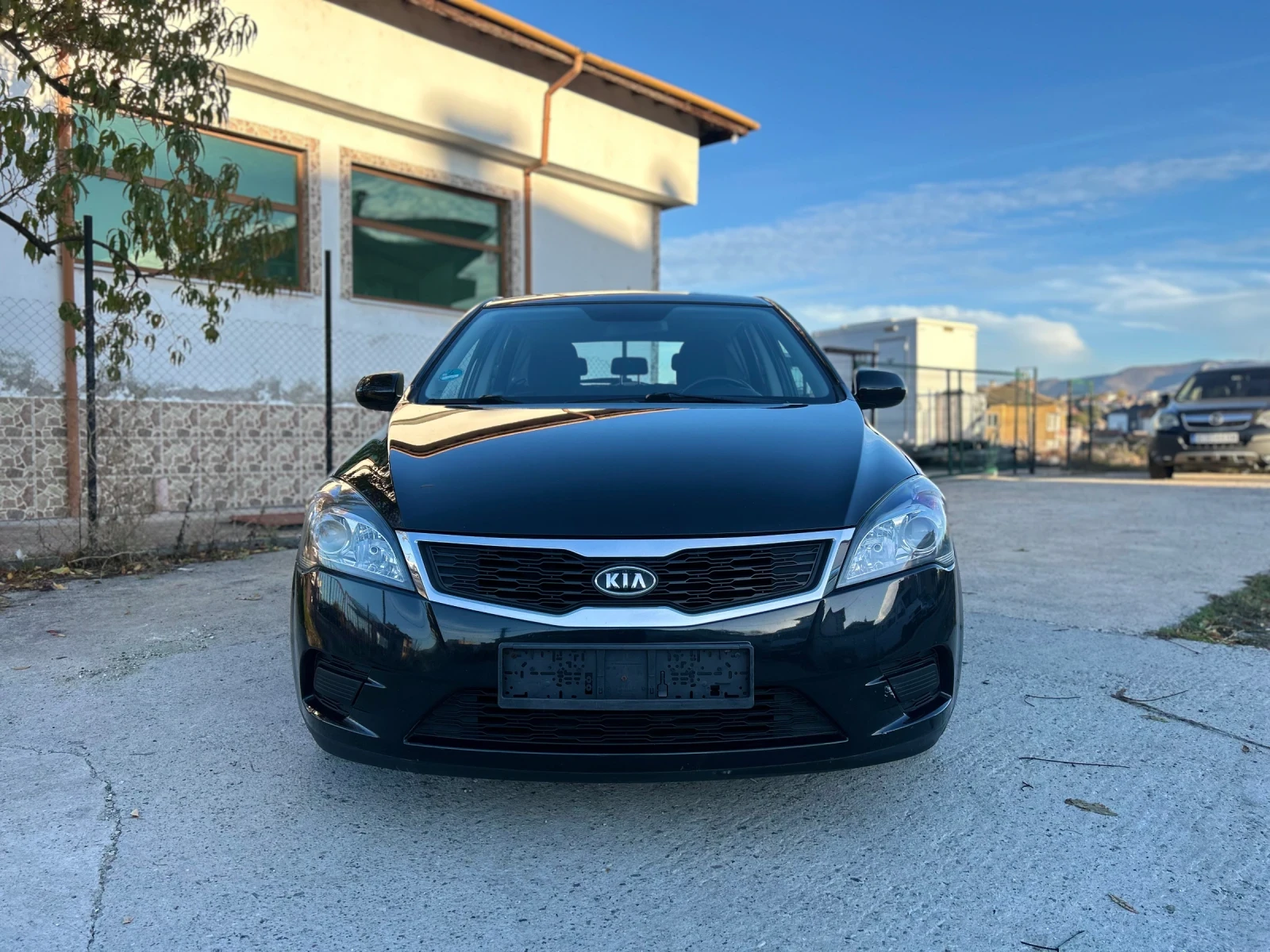 Kia Ceed 1.4i - изображение 3