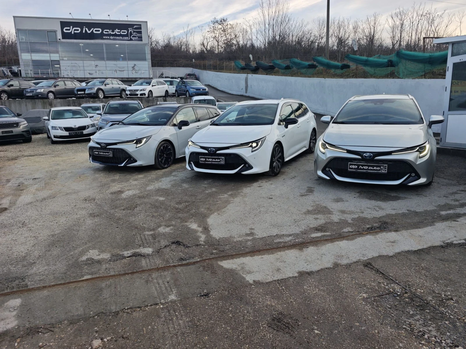 Toyota Corolla HYBRID* ����* CARPLAY*  | Mobile.bg � ����������� 16